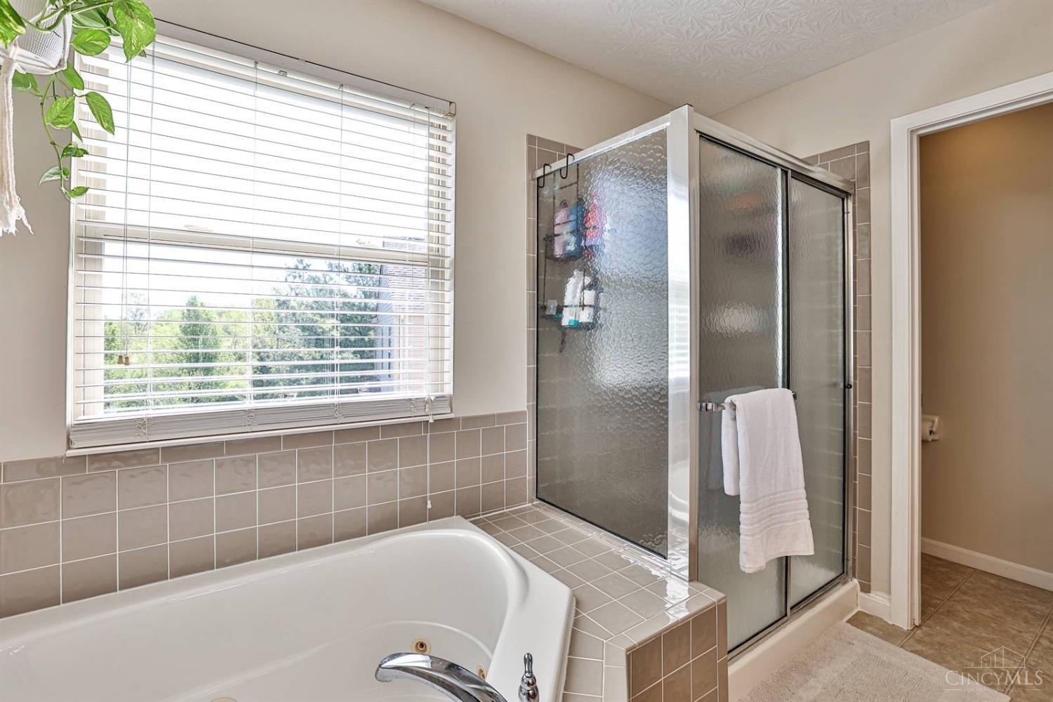 162 Heffron Circle, Maineville, Ohio image 27