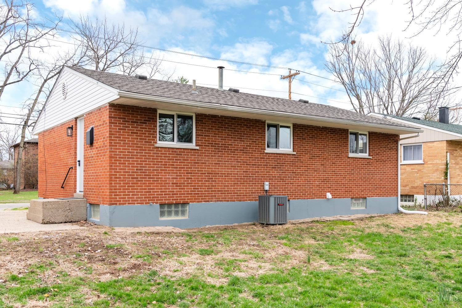 1060 St Clair Avenue, Hamilton, Ohio image 21