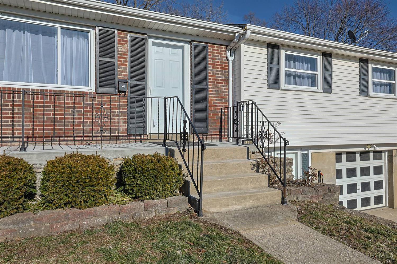 2206 Varelman Avenue