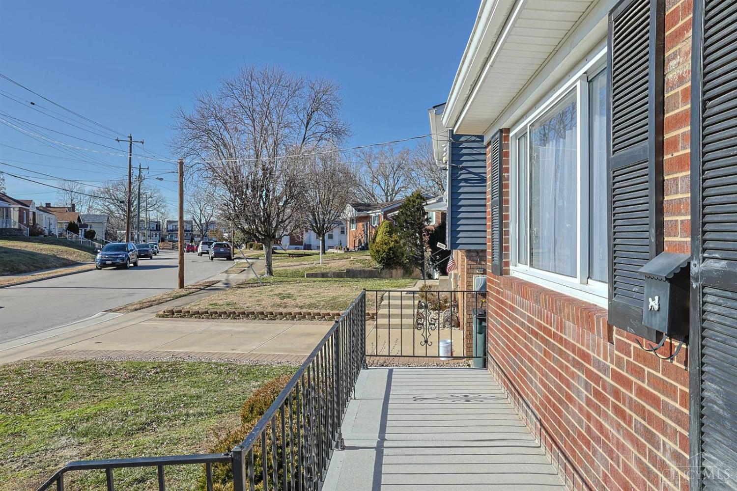 2206 Varelman Avenue