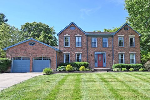 Homes For Sale - 7463 Kingston Hill Court<br/> Cincinnati, OH 45255