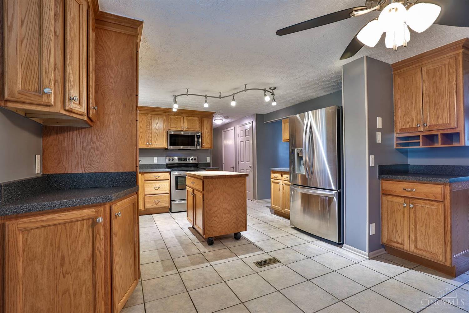 136 Country View Drive, Harrison, Ohio image 12