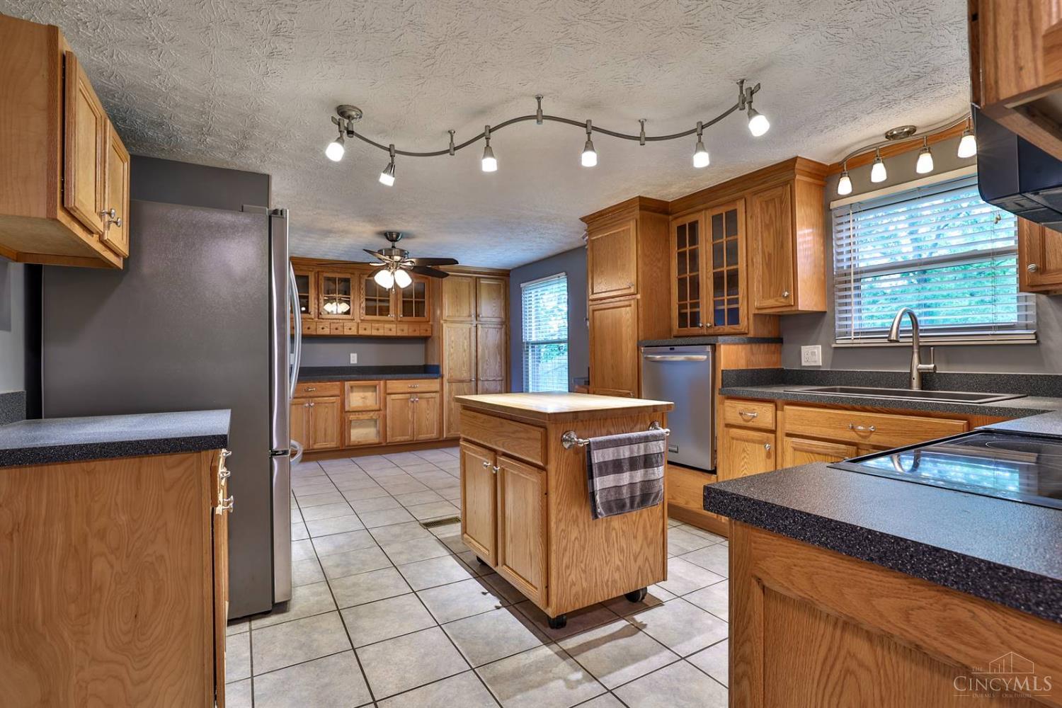 136 Country View Drive, Harrison, Ohio image 13