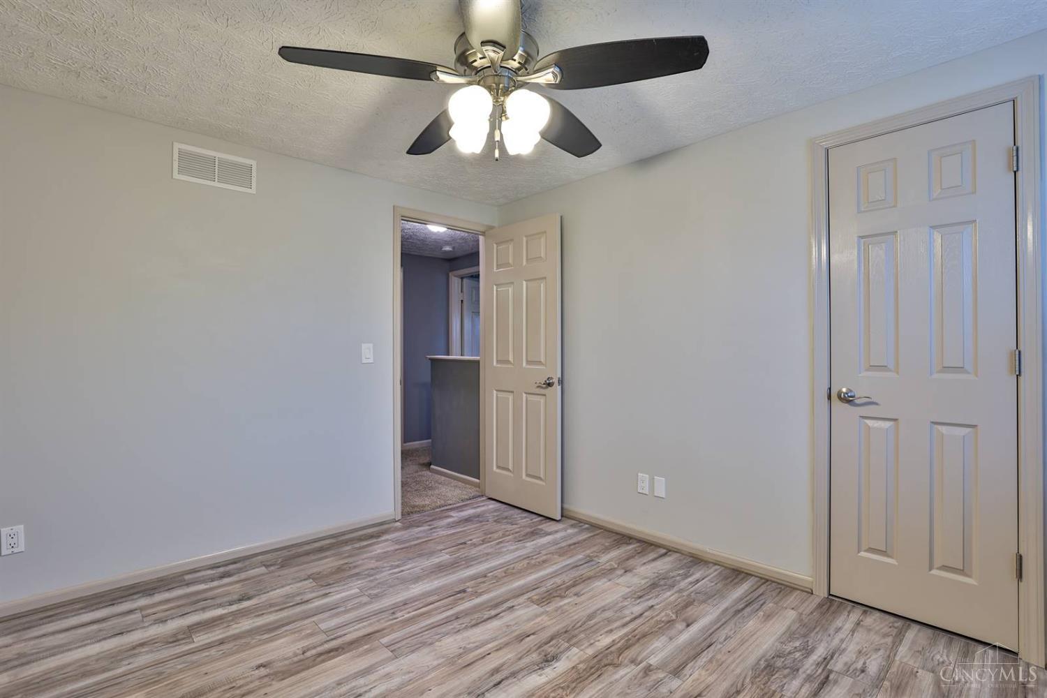 136 Country View Drive, Harrison, Ohio image 32