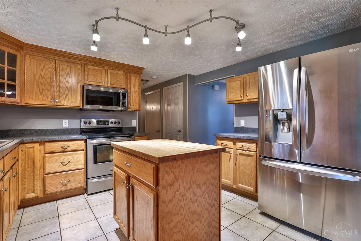136 Country View Drive, Harrison, Ohio image 14