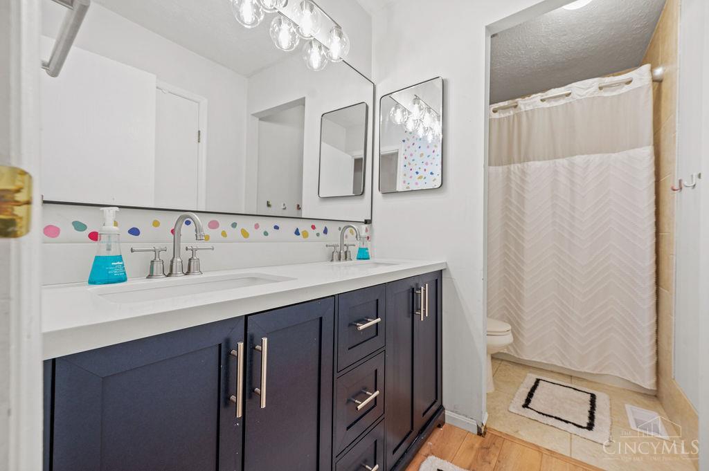 7492 Whitehall Circle, West Chester, Ohio image 31