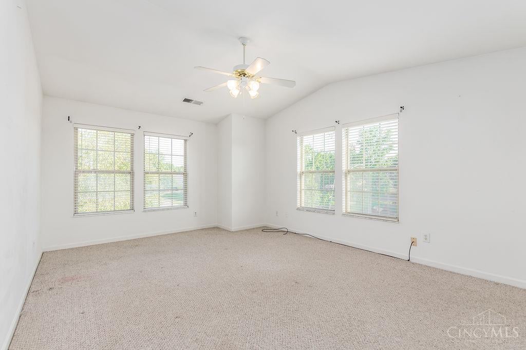 11 Providence Drive 6