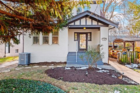 Photo of 3625 Zinsle Avenue, Cincinnati, OH 45213 (MLS # 1869316)