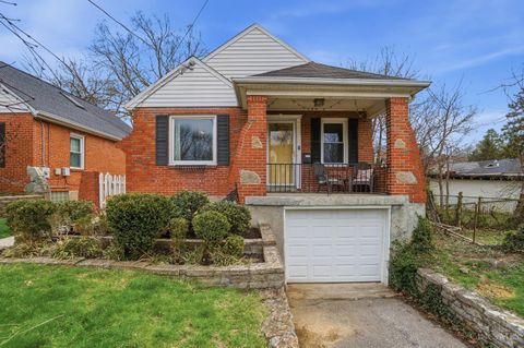 Photo of 6408 Girard Avenue, Cincinnati, OH 45213 (MLS # 1870597)