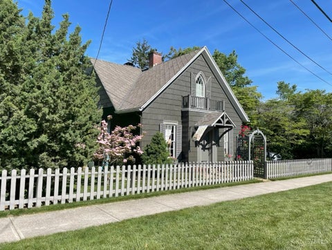 Homes For Sale - 221 N South Street<br/> Wilmington, OH 45177