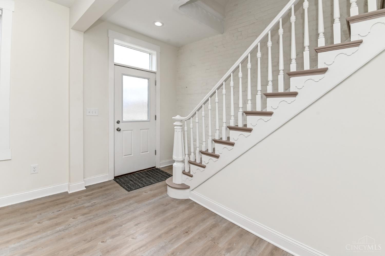 4249 Chambers Street