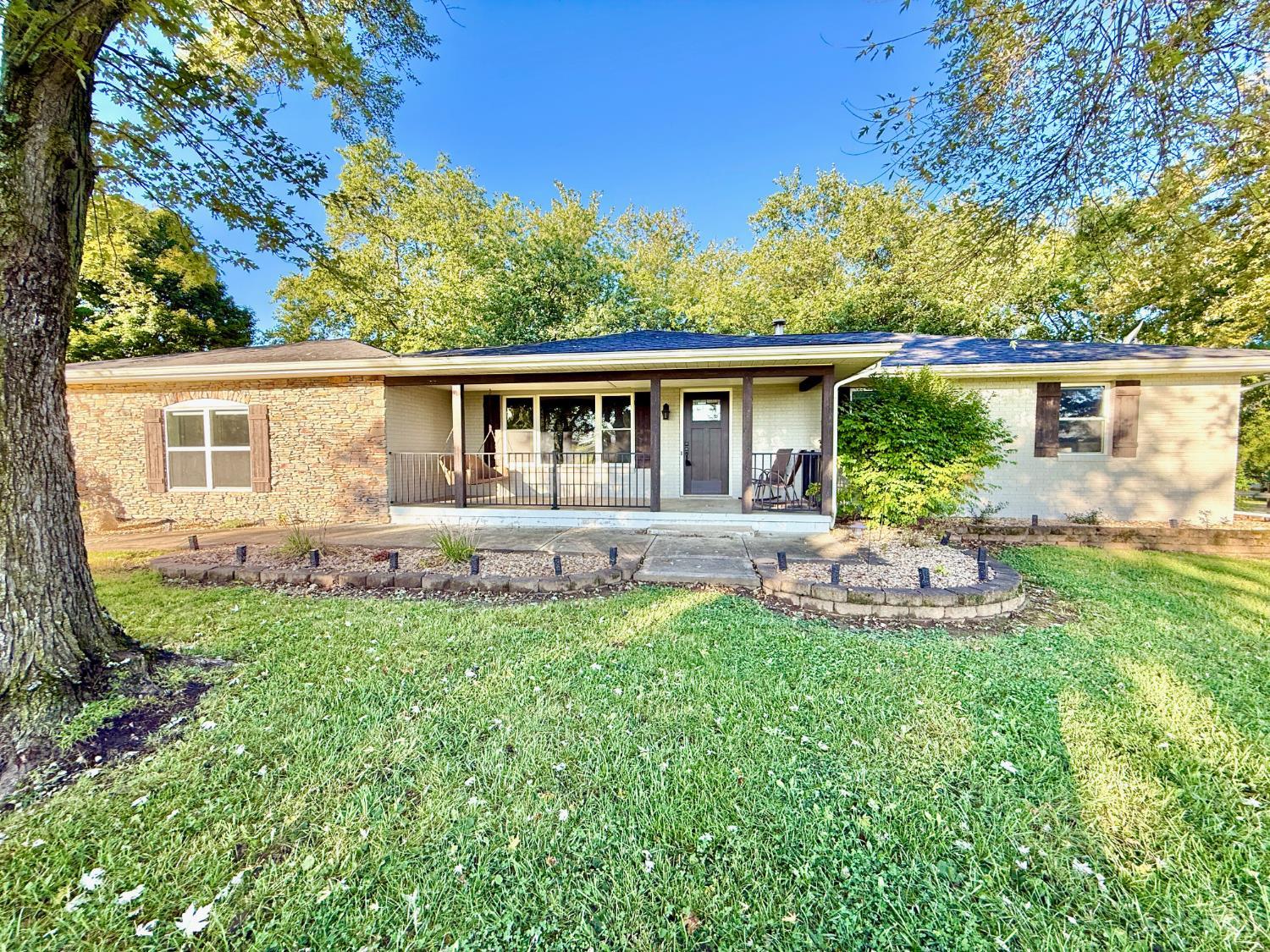 6189 Lesourdsville West Chester Road