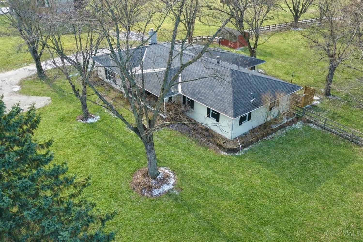 6189 Lesourdsville West Chester Road