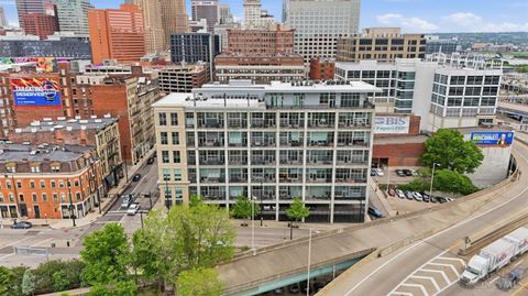 Photo of 353 W Fourth Street #305, Cincinnati, OH 45202 (MLS # 1878292)