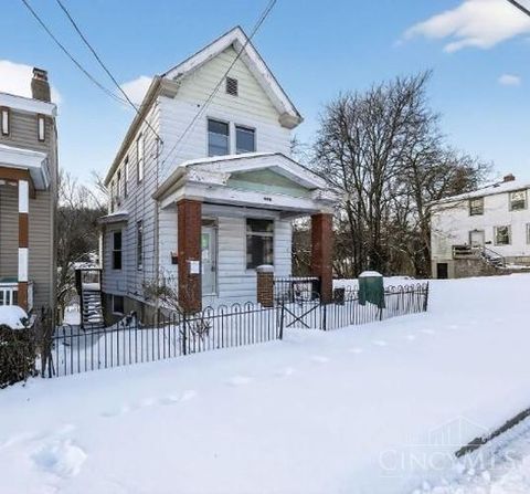 Photo of 1613 Pulte Street, Cincinnati, OH 45225 (MLS # 1869388)