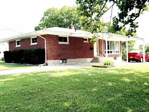 Homes For Sale - 1194 Briarwood Drive<br/> Butler County, Hamilton, OH 45013