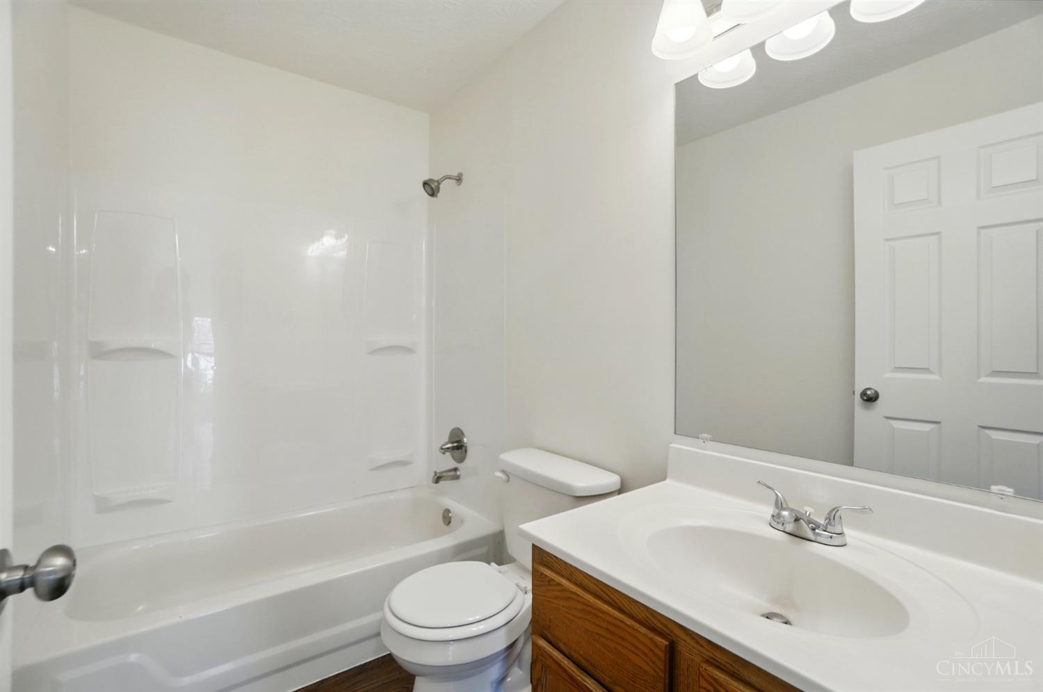 11051 Labelle Avenue, Blue Ash, Ohio image 11