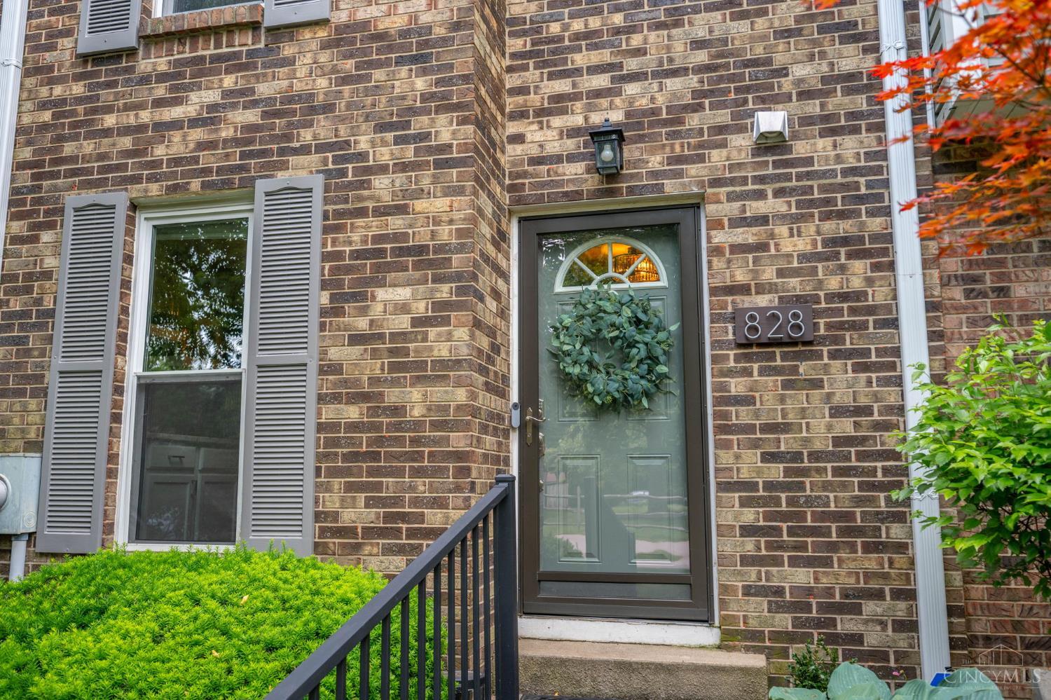 828 Woodlyn Drive #143, Anderson Twp, Ohio image 2