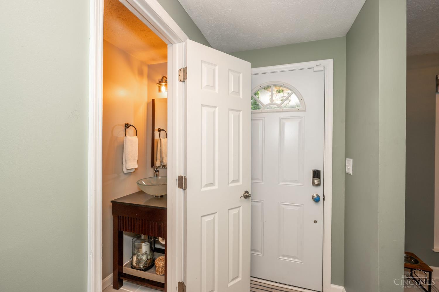 828 Woodlyn Drive #143, Anderson Twp, Ohio image 21