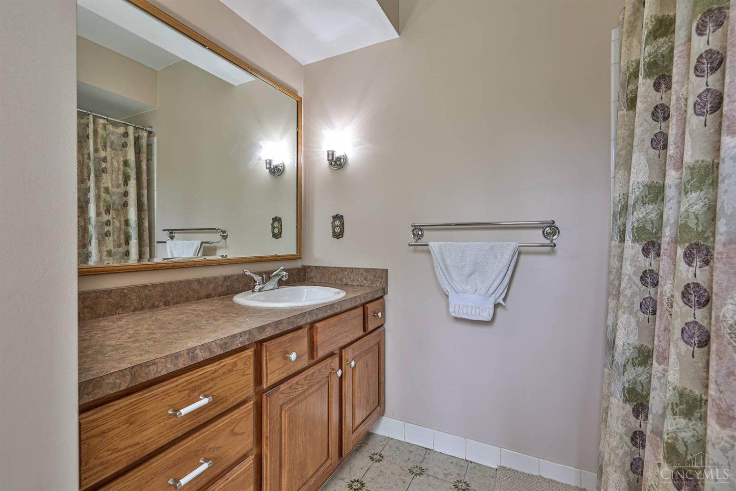 6310 Starvue Drive, Green Twp, Alabama image 28