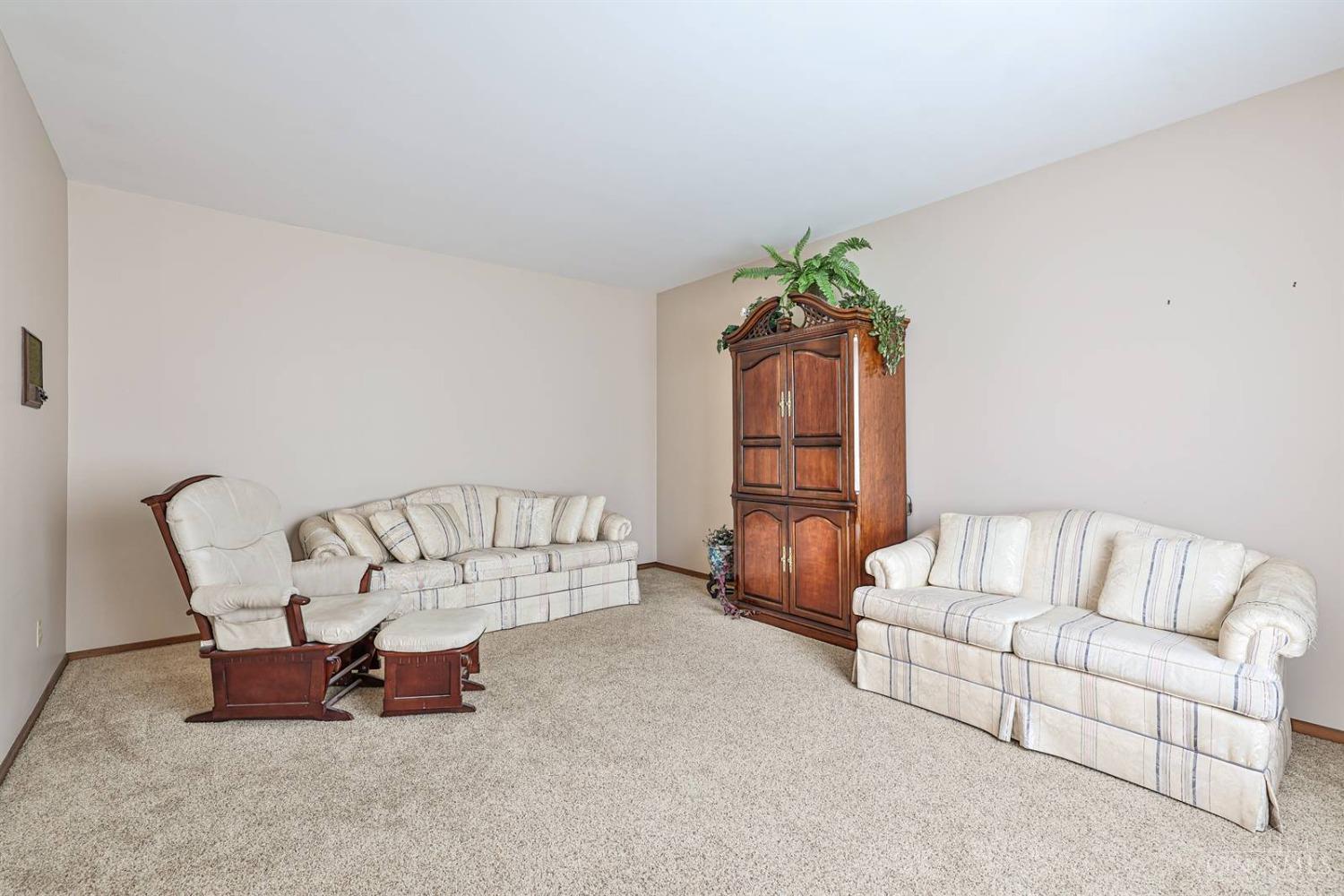 6310 Starvue Drive, Green Twp, Alabama image 8