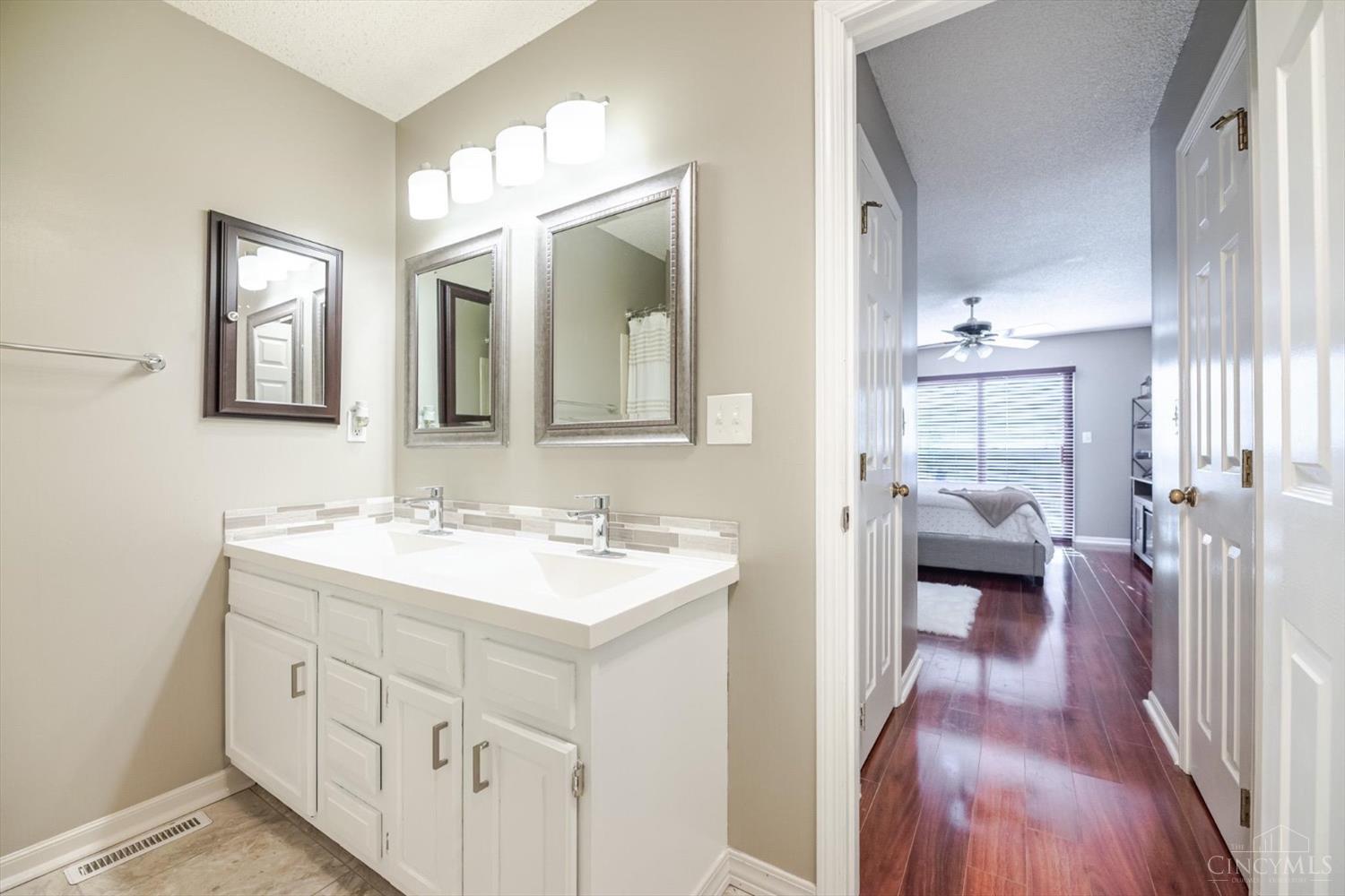 5281 Woodcliff Court, West Chester, Ohio image 35