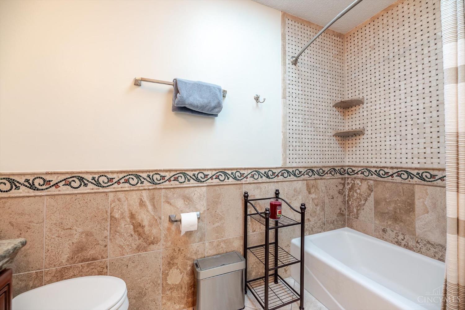 5281 Woodcliff Court, West Chester, Ohio image 42