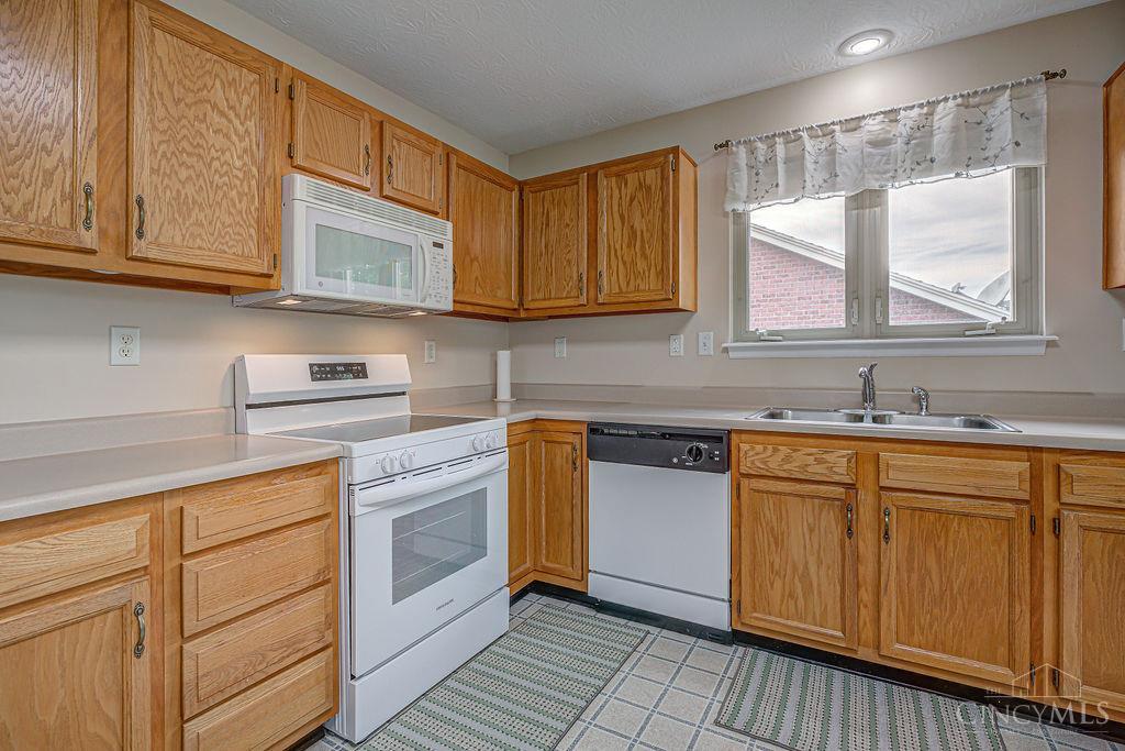 5726 Reserve Court, Fairfield, Ohio image 10