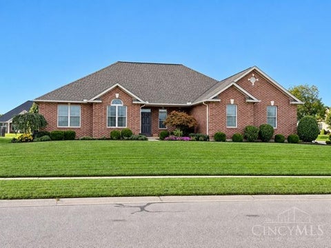 Photo of 3889 Hickory Hollow Drive, Hamilton, OH 45013 (MLS # 1897124)