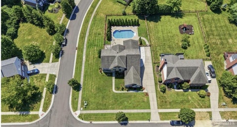 Photo of 6269 Hedgerow Drive, West Chester, OH 45069 (MLS # 1893847)