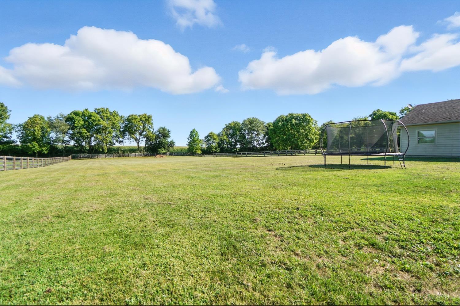 Oregonia, Ohio 45054, United States, 3 Bedrooms Bedrooms, ,3 BathroomsBathrooms,Residential,Pending,198351