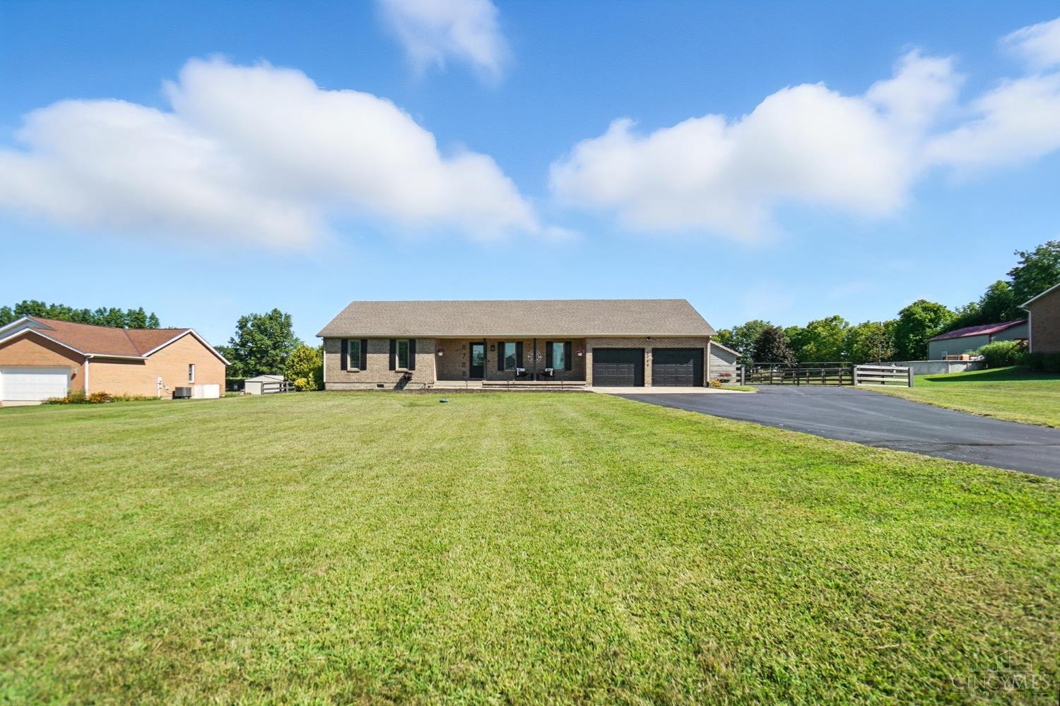 Oregonia, Ohio 45054, United States, 3 Bedrooms Bedrooms, ,3 BathroomsBathrooms,Residential,Pending,198351