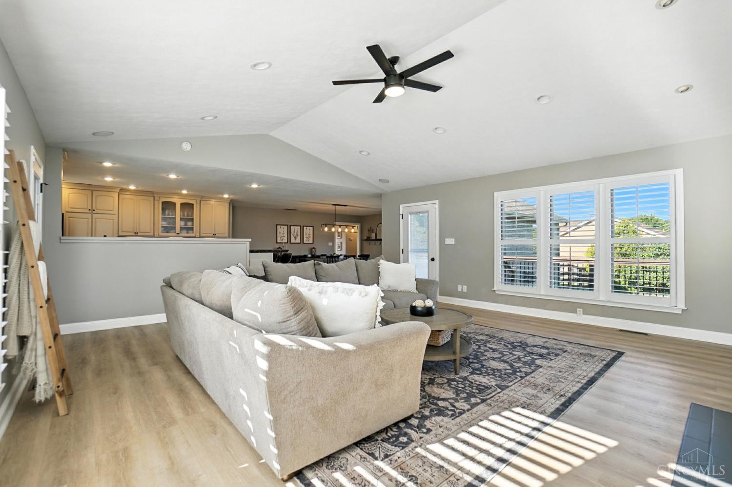 Oregonia, Ohio 45054, United States, 3 Bedrooms Bedrooms, ,3 BathroomsBathrooms,Residential,Pending,198351