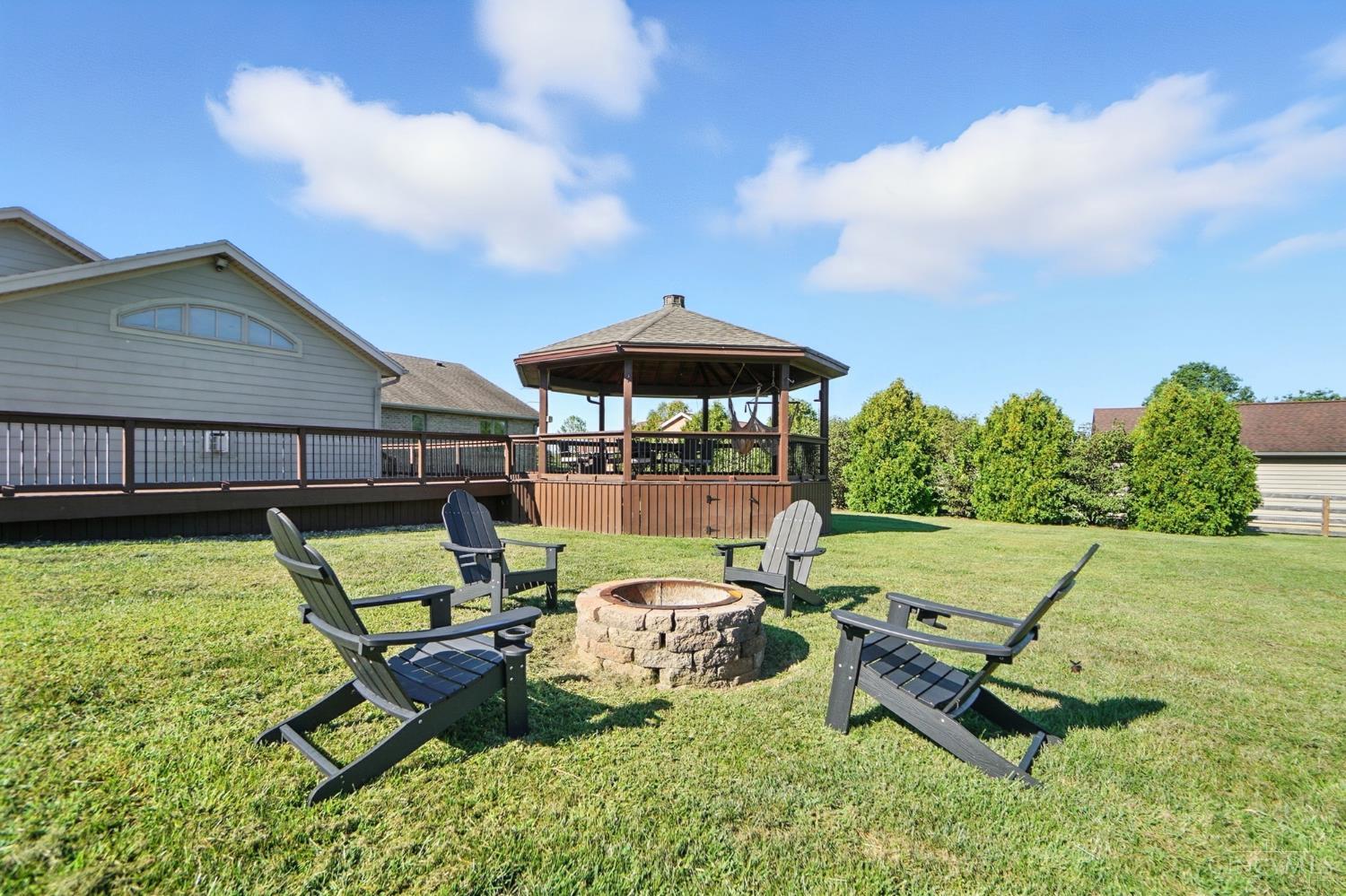 Oregonia, Ohio 45054, United States, 3 Bedrooms Bedrooms, ,3 BathroomsBathrooms,Residential,Pending,198351