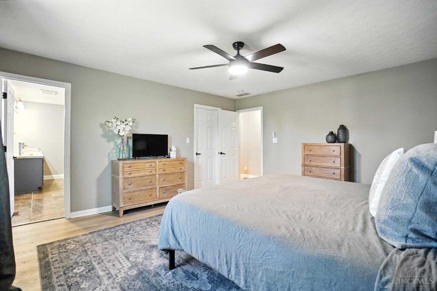 Oregonia, Ohio 45054, United States, 3 Bedrooms Bedrooms, ,3 BathroomsBathrooms,Residential,Pending,198351