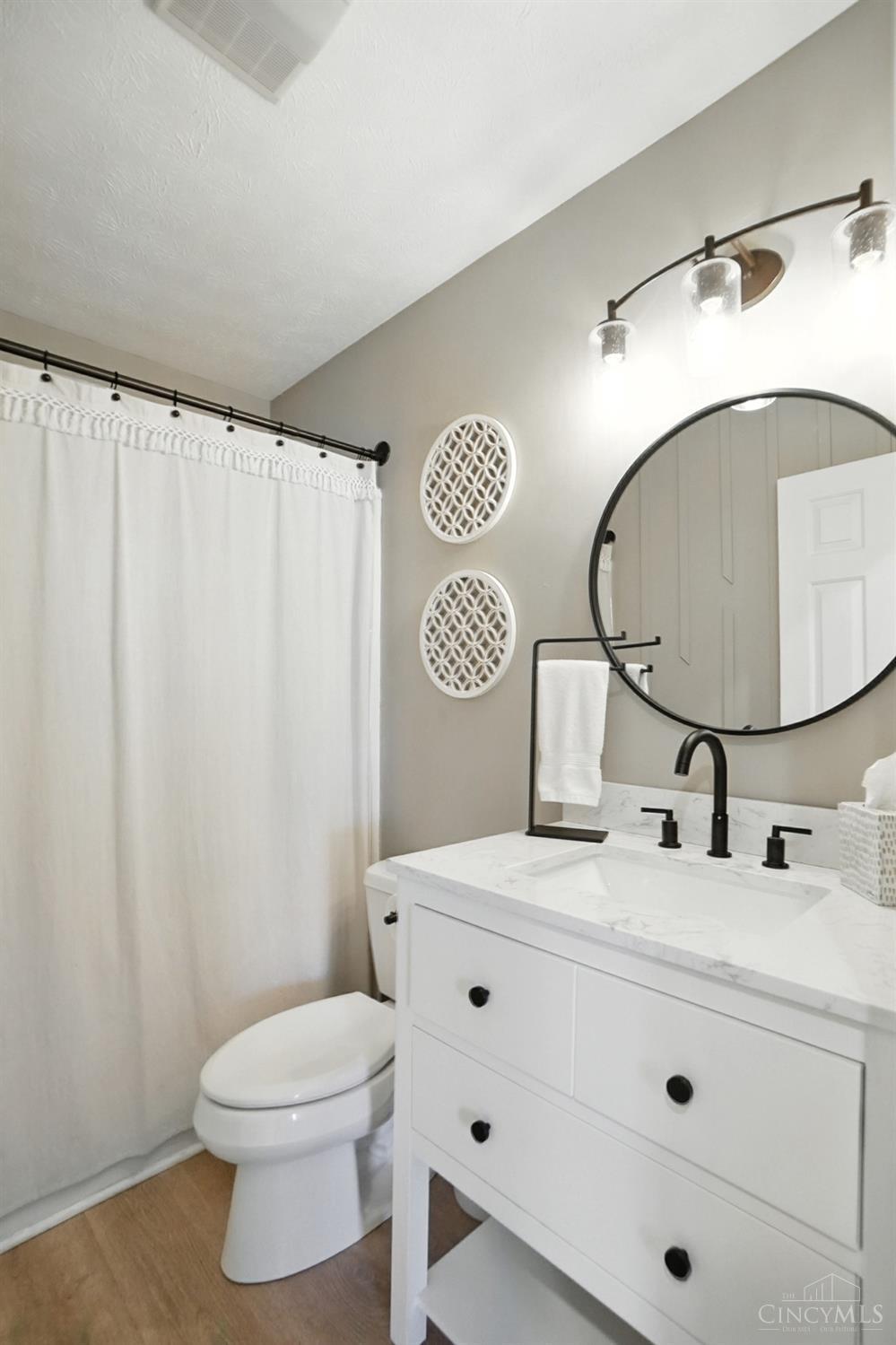 Oregonia, Ohio 45054, United States, 3 Bedrooms Bedrooms, ,3 BathroomsBathrooms,Residential,Pending,198351