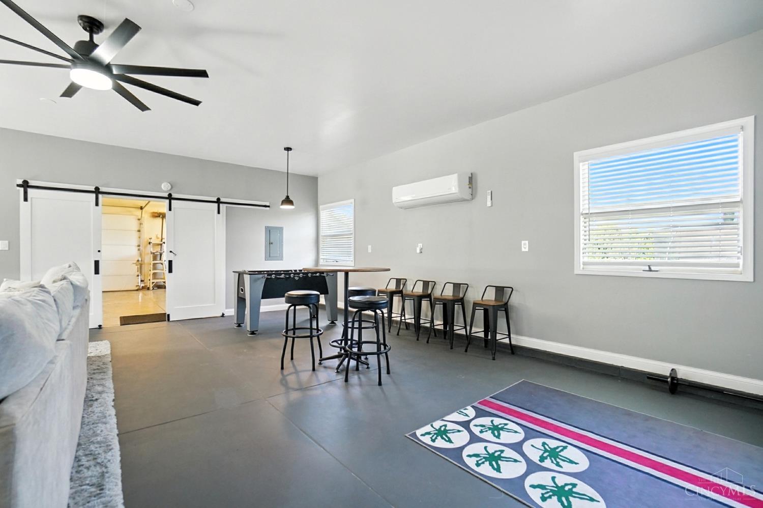 Oregonia, Ohio 45054, United States, 3 Bedrooms Bedrooms, ,3 BathroomsBathrooms,Residential,Pending,198351