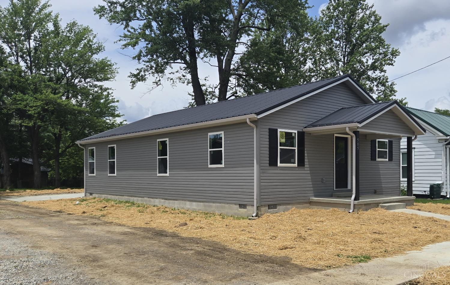 505 E Main St, Blanchester, Ohio image 1