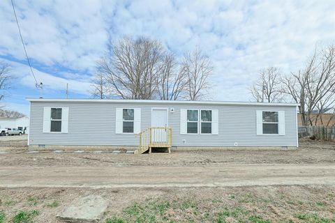 Photo of 54 Second Street, Clarksville, OH 45113 (MLS # 1869801)