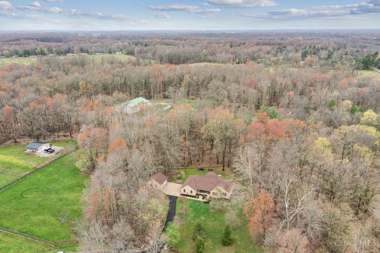 4702 Creekstone Ridge, Goshen Twp, Ohio image 2