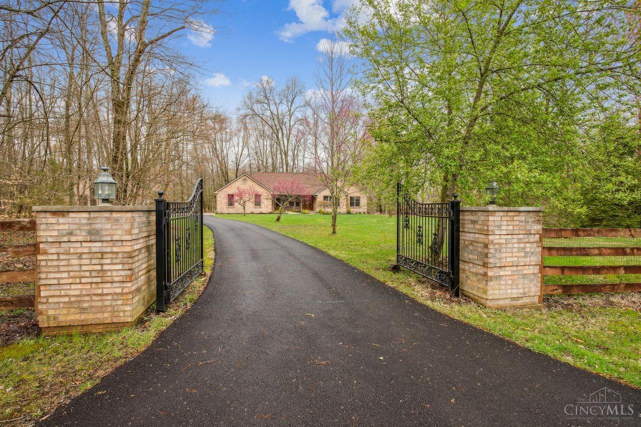 4702 Creekstone Ridge, Goshen Twp, Ohio image 4