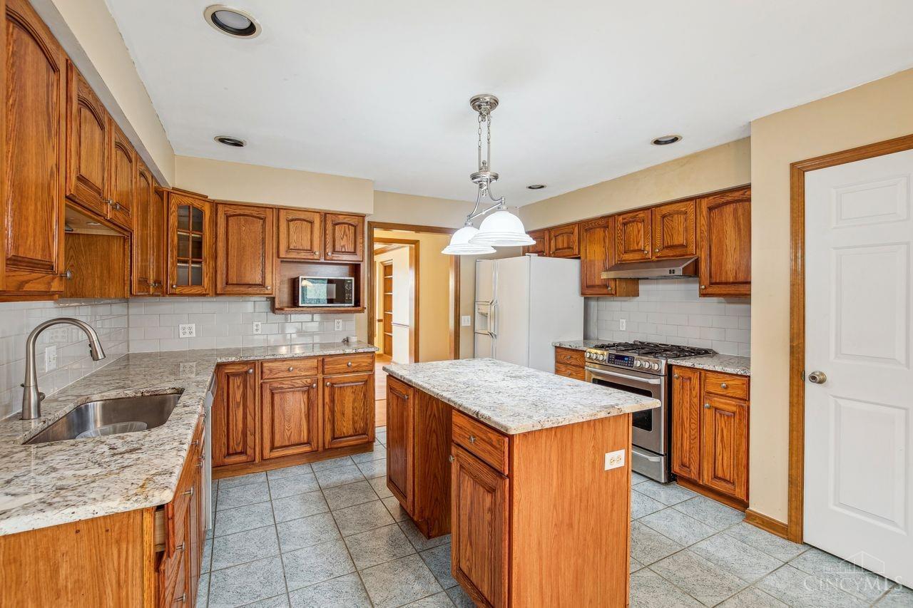 4702 Creekstone Ridge, Goshen Twp, Ohio image 13