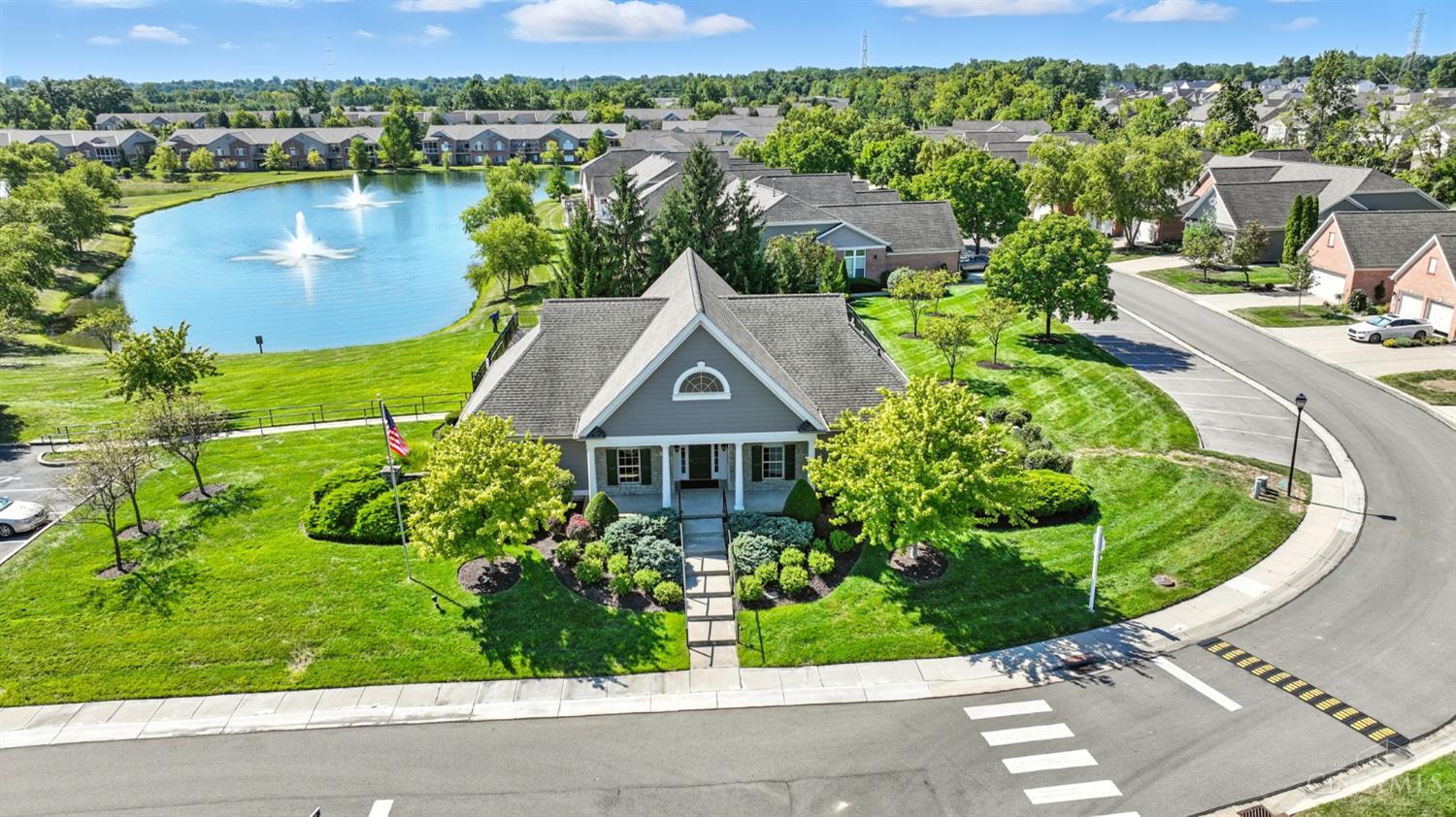 7047 Scarlet Oak Court