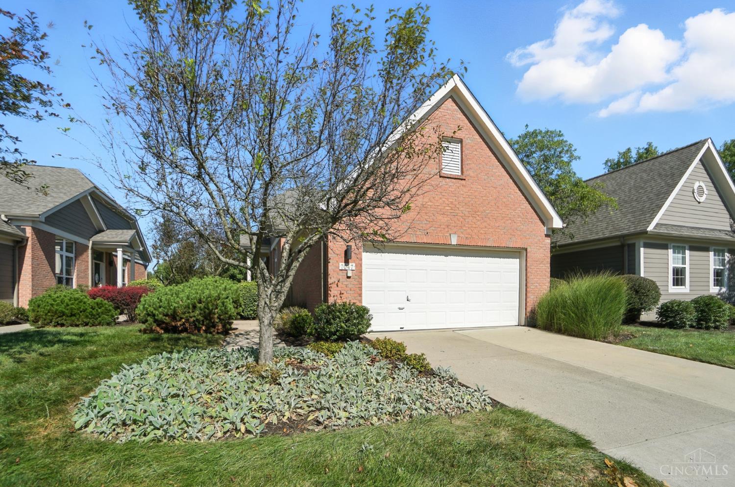 7047 Scarlet Oak Court