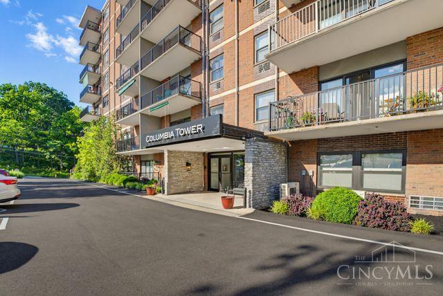 1815 Wm H Taft Road 711