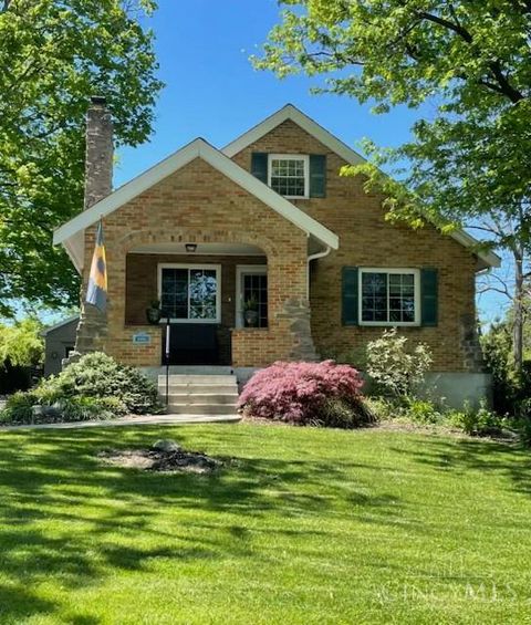 Homes For Sale - 1339 Collinsdale Avenue<br/> Anderson Twp, OH 45230