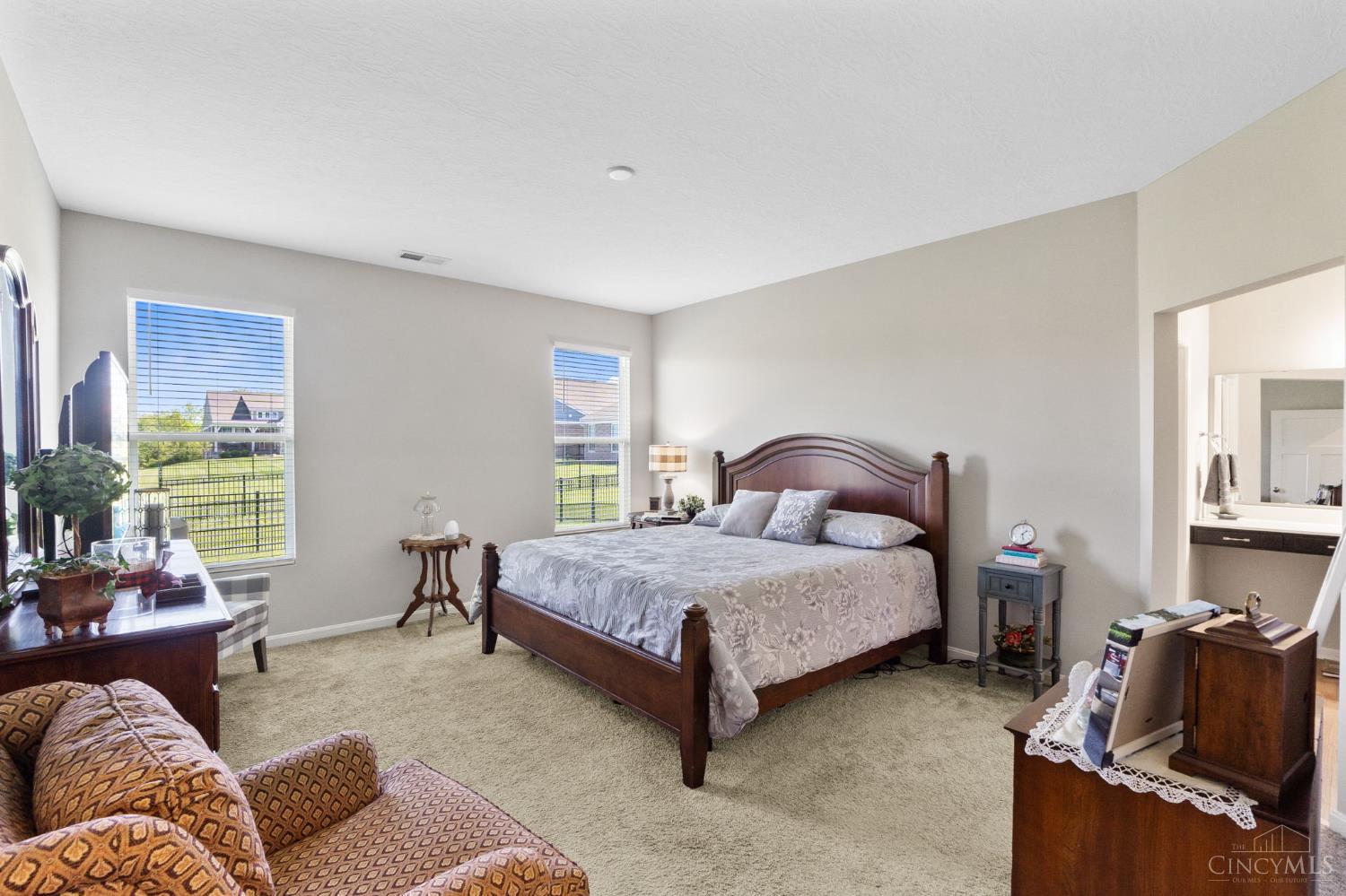 4978 Renaisaance Park Drive, Middletown, Ohio image 20