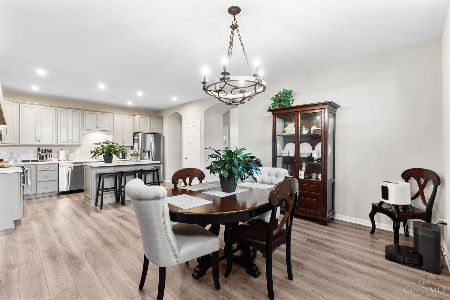 4978 Renaisaance Park Drive, Middletown, Ohio image 15