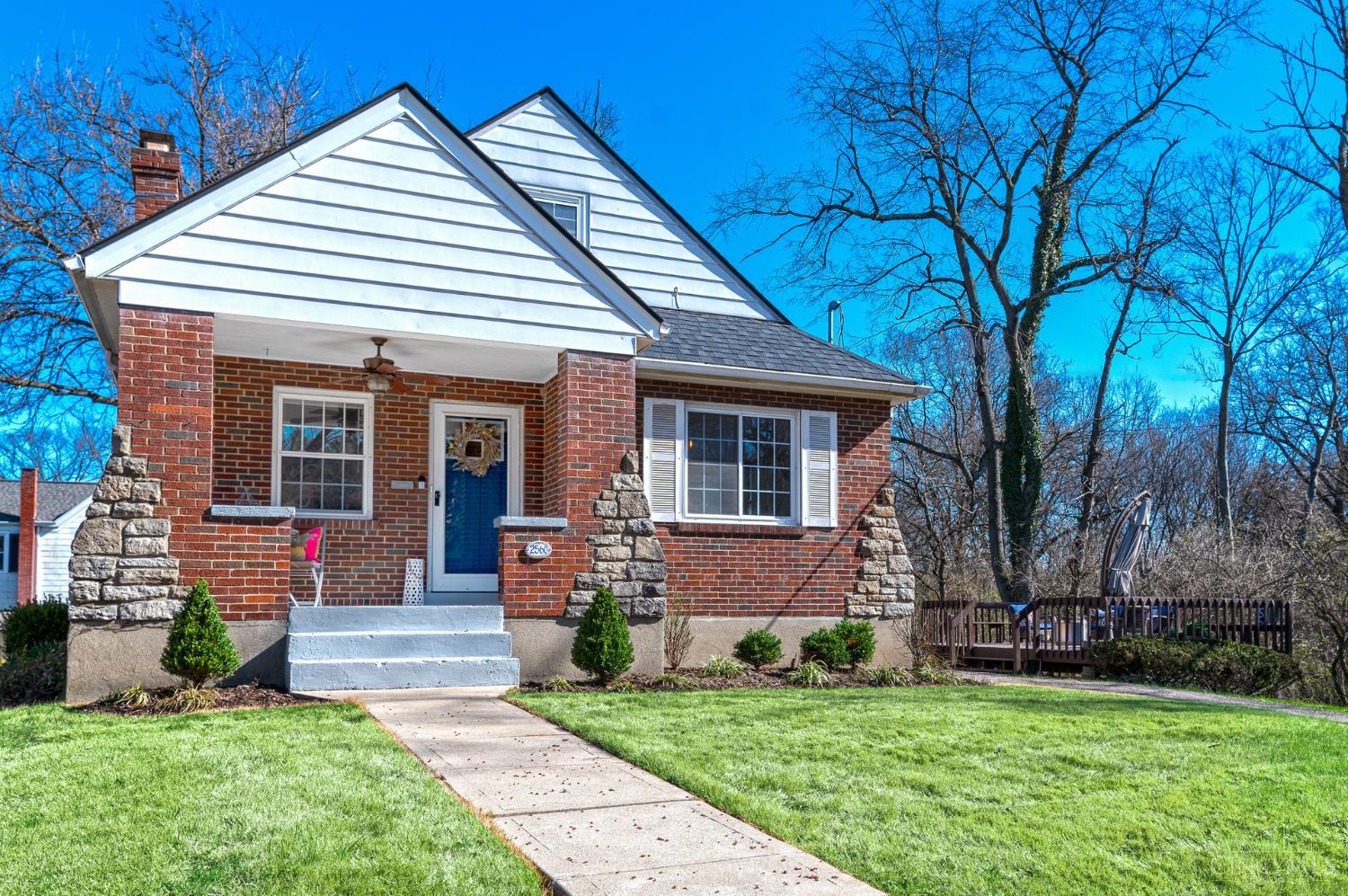 2560 Ridgeland Place