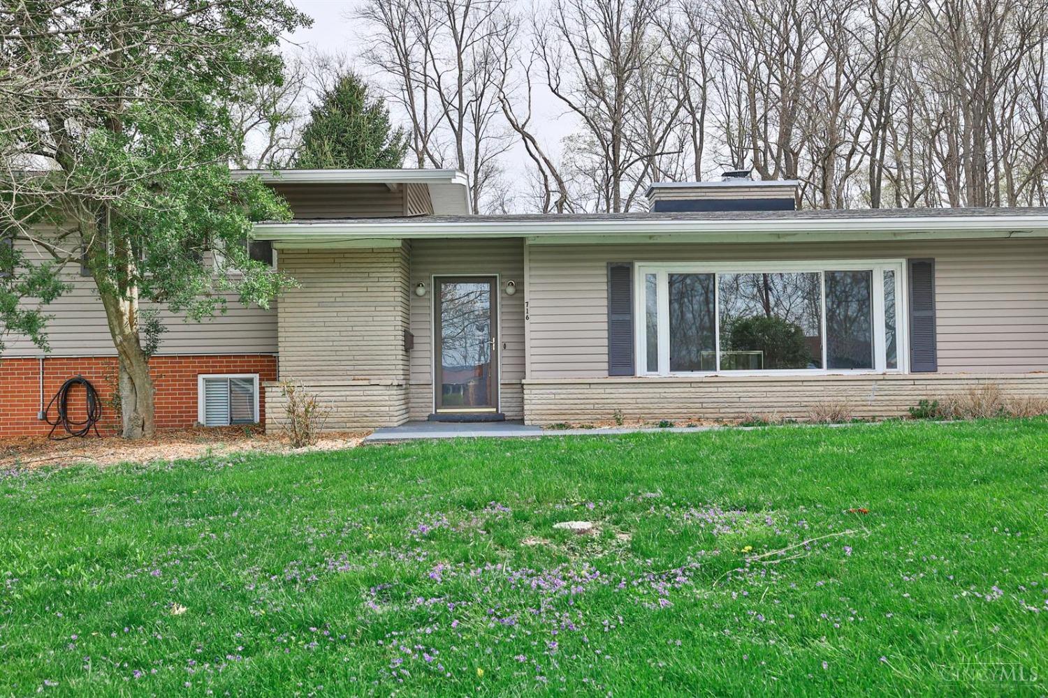 716 Shelley Drive, Batavia, Ohio image 3
